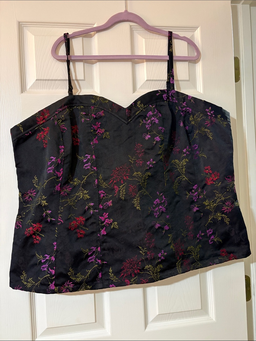 torrid Black Floral Embroidered Camisole with Spaghetti Straps size 4